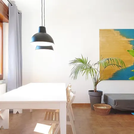 Geta , Reach Me On Wasap - See The Photo For Info! Appartement