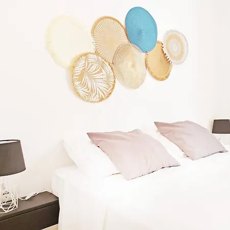 Geta , Reach Me On Wasap - See The Photo For Info! Appartement *