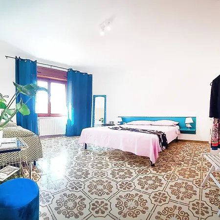 Geta , Reach Me On Wasap - See The Photo For Info! * Olbia